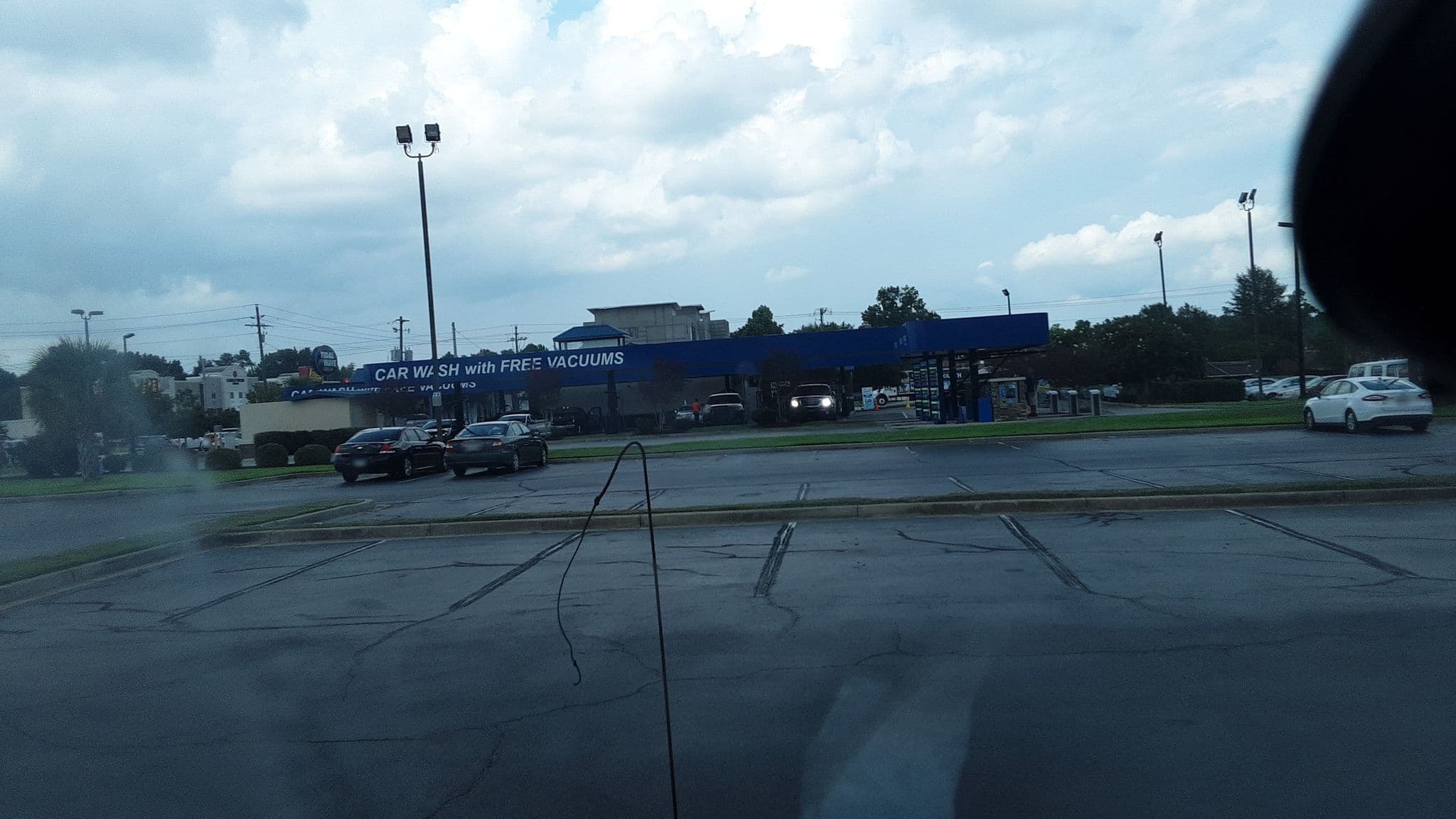 Street view near Sleep Inn, Cherryvale — © jbthemilker (CC BY-SA · Mapillary)