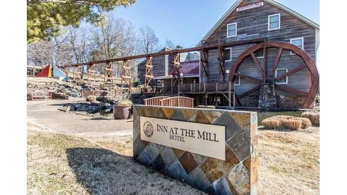 Inn At The Mill, Ascend Hotel Collection, Hotel in Johnson