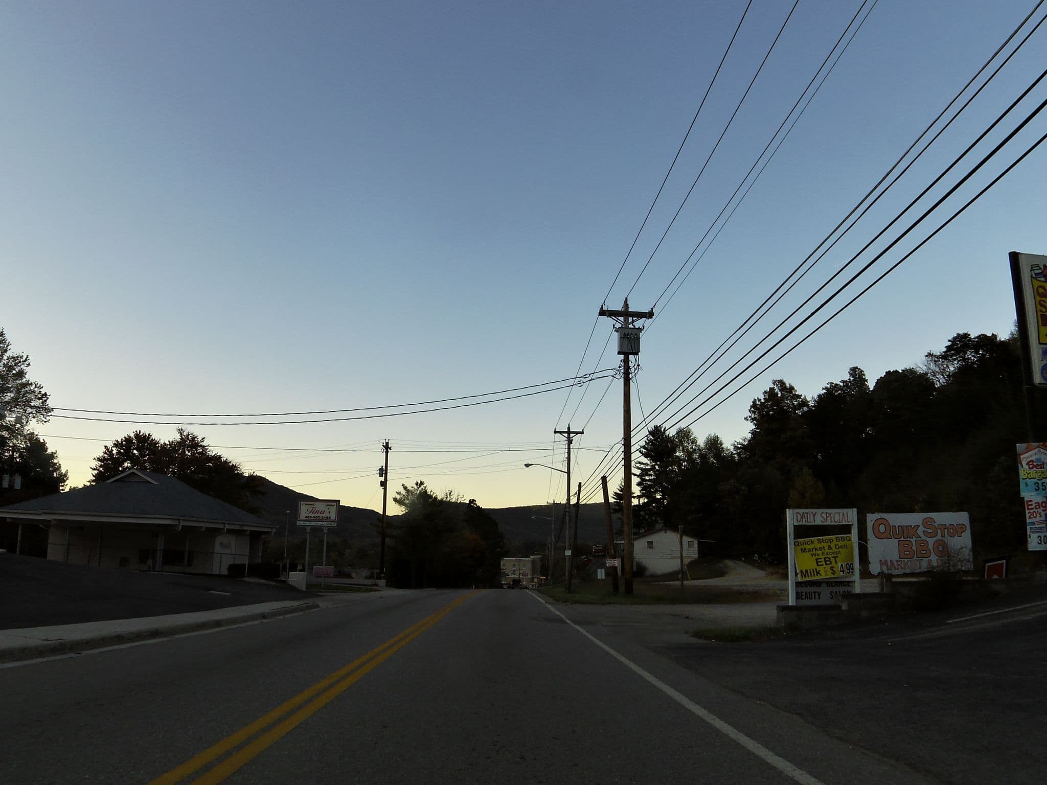 Street view near Travelodge Caryville, Caryville — © allen (CC BY-SA · Mapillary)