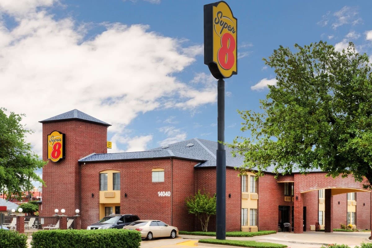 Super 8 by Wyndham Farmers Branch/North Dallas, Motel in Farmers Branch
