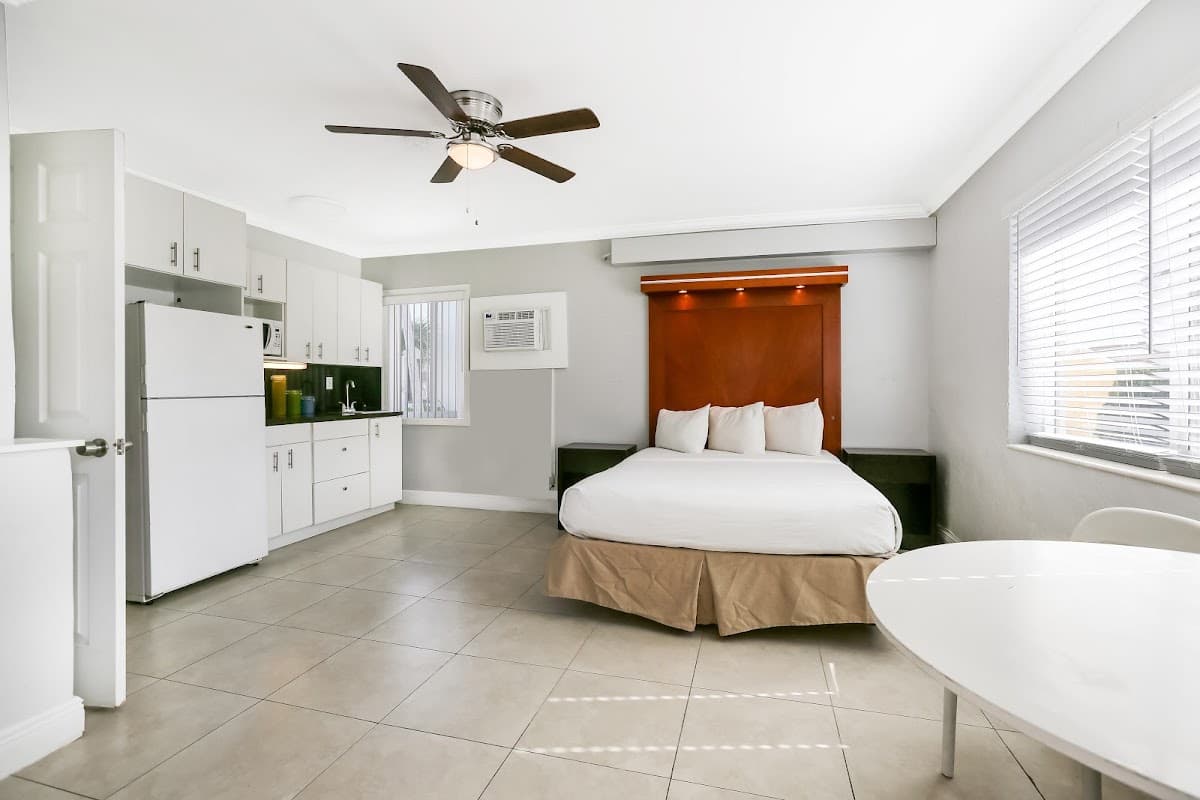 Silver Spray Hollywood Beach Hotels, Hotel in Dania Beach