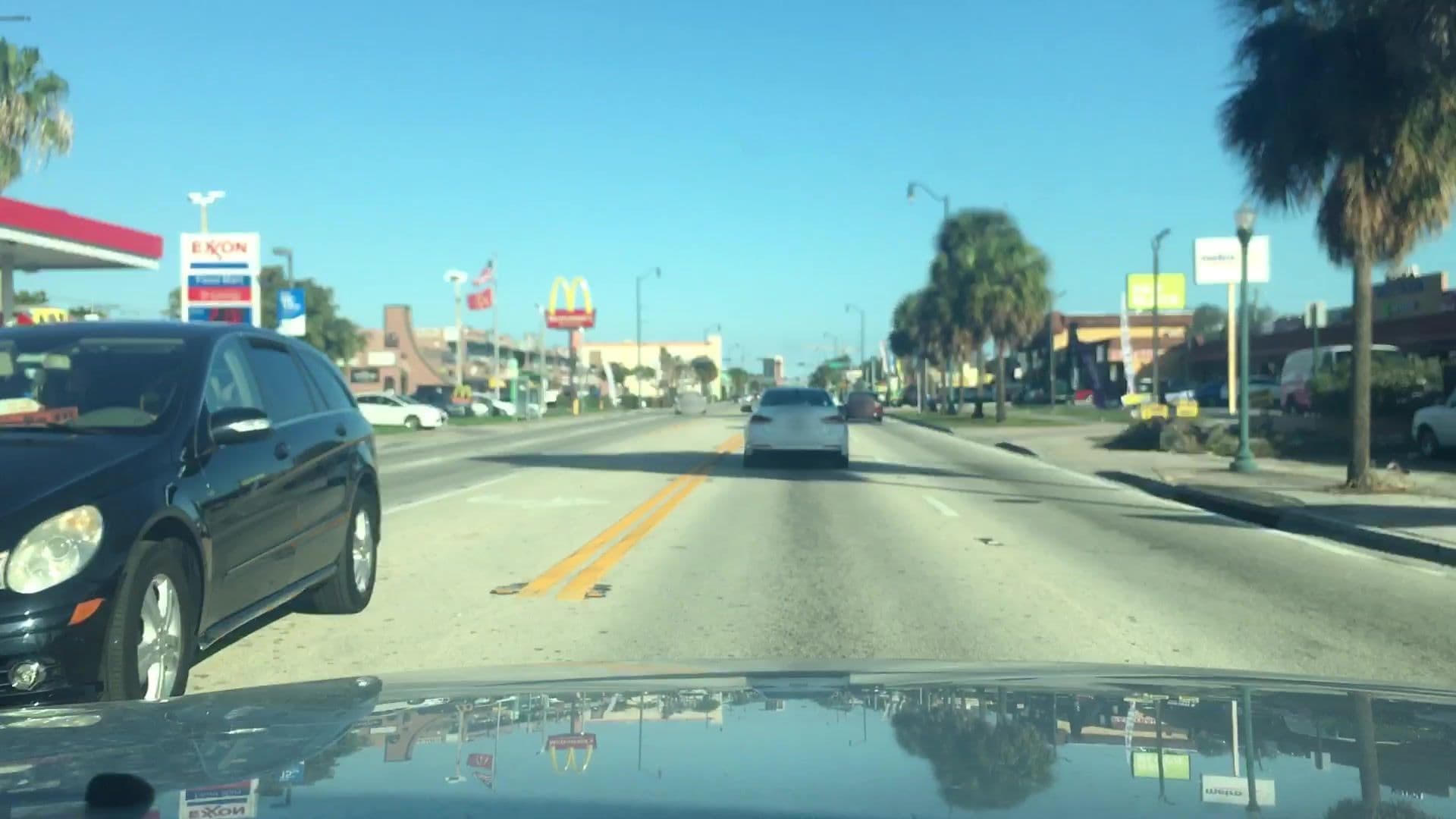 Street view near Holiday Motel, Flagami — © lvl5 (CC BY-SA · Mapillary)