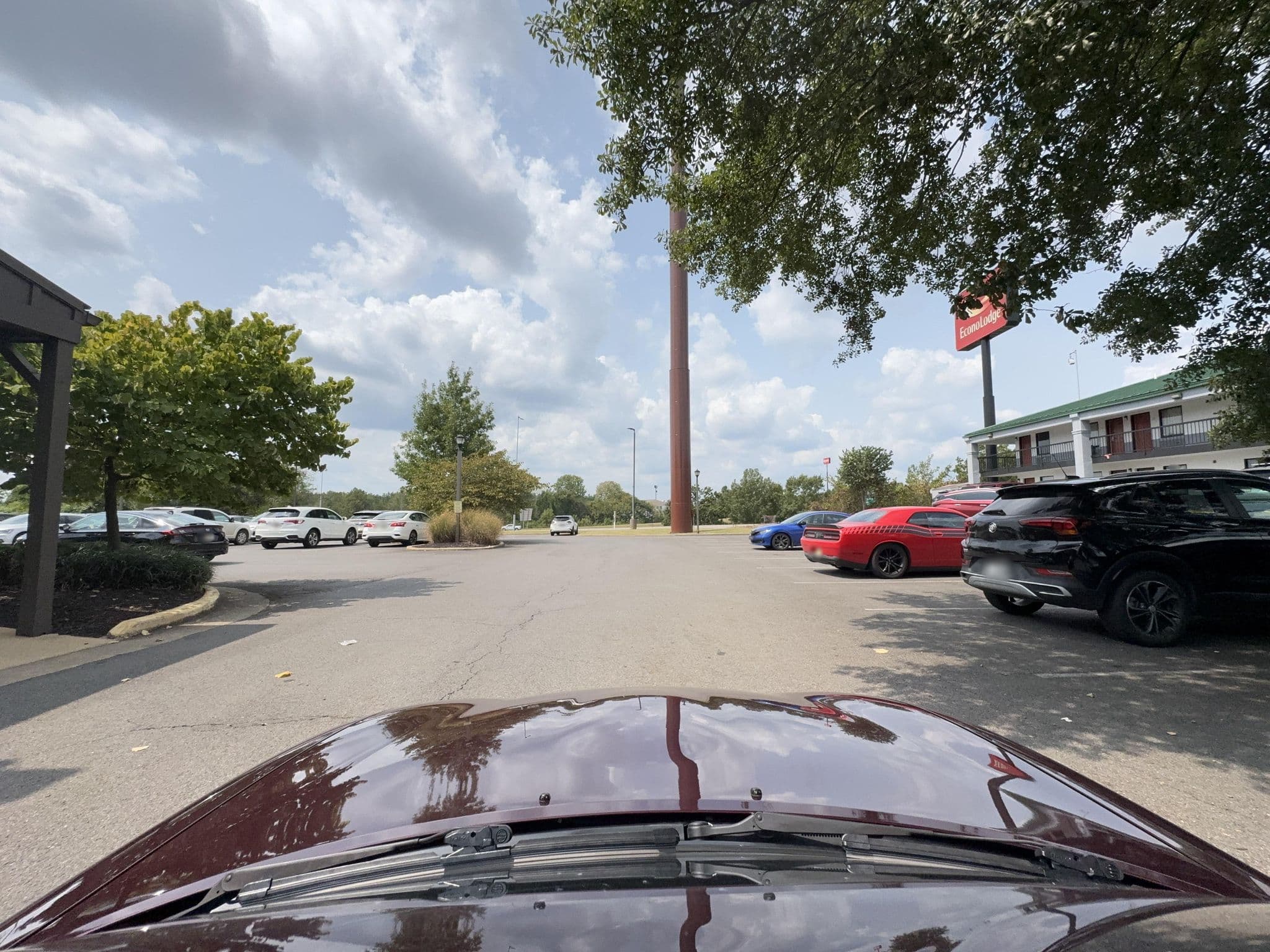Street view near Econo Lodge, Harvest — © danielrogers1969 (CC BY-SA · Mapillary)