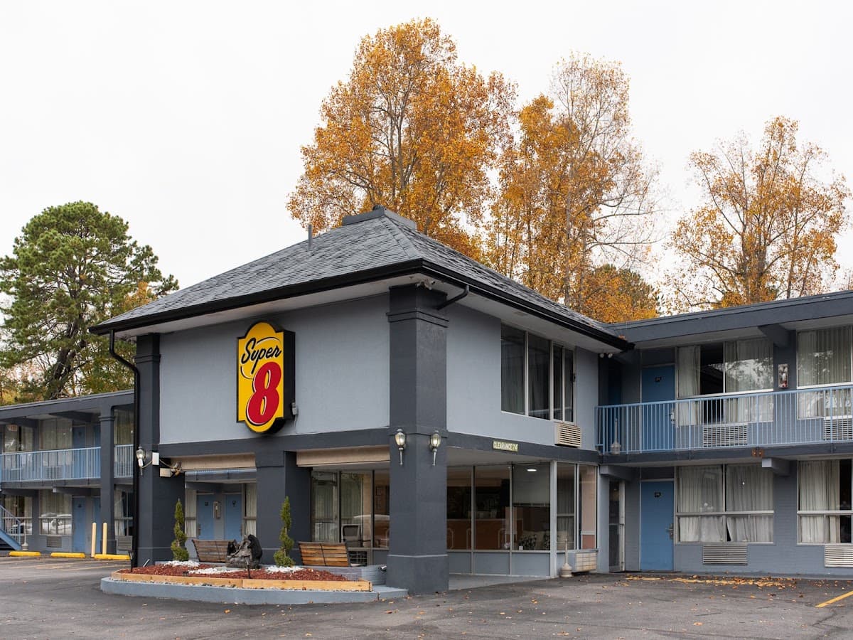 Super 8 by Wyndham Black Mountain, Motel in Black Mountain