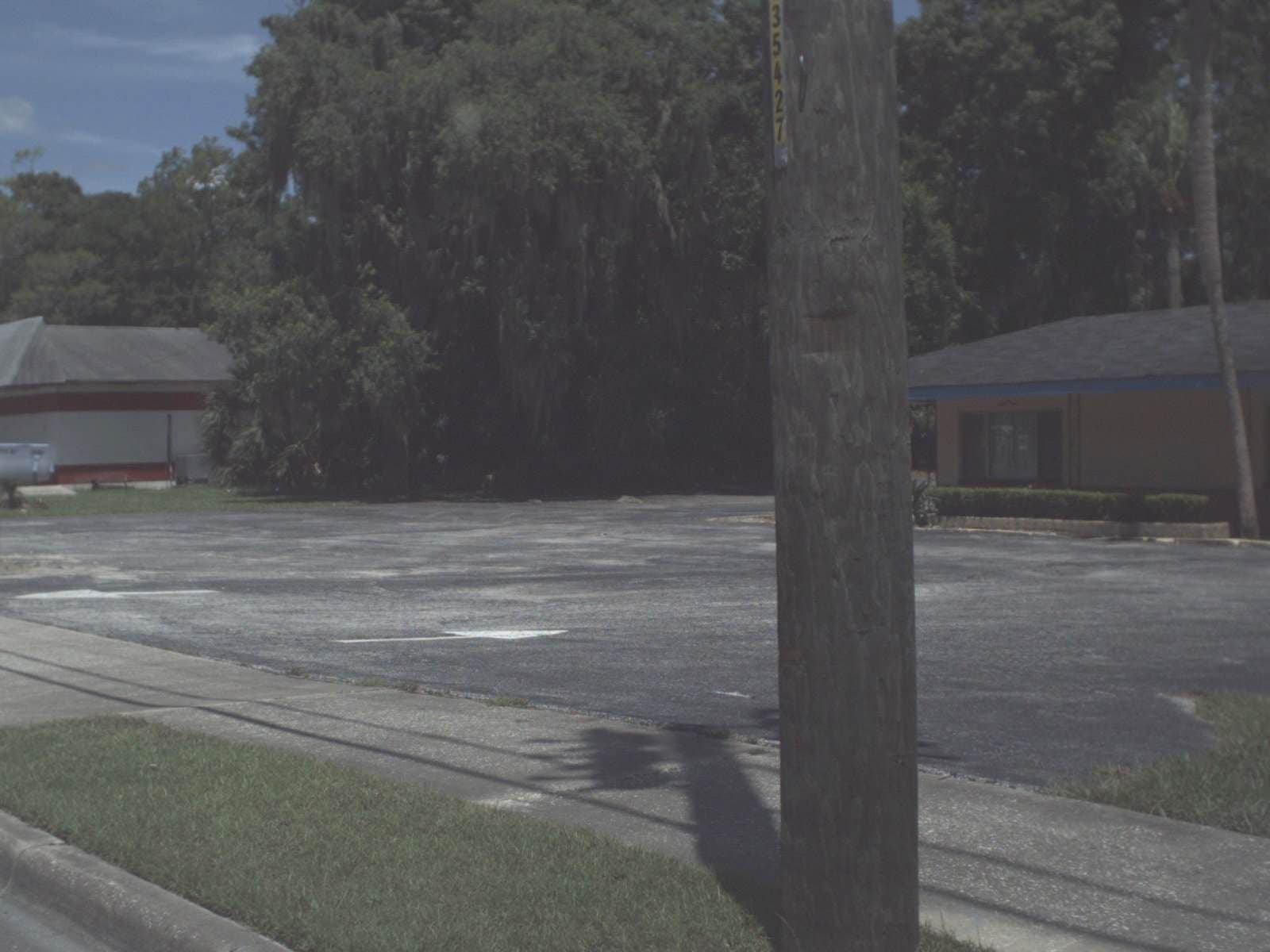 Street view near Cadillac Motel, Manatee Road — © fdot_vl (CC BY-SA · Mapillary)