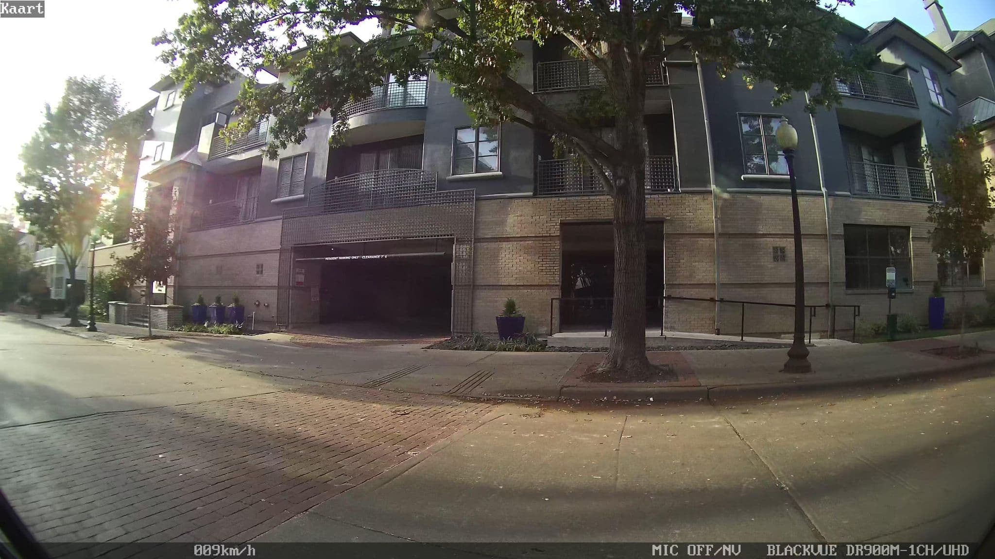 Street view near Bailey's Uptown Inn, Dallas — © piligab (CC BY-SA · Mapillary)