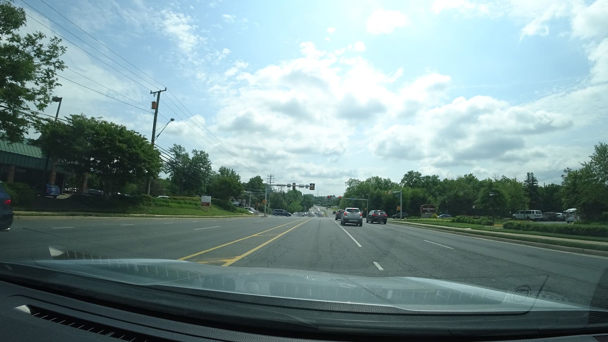 Street view near Trellis Herndon, Herndon — © giblet (CC BY-SA · Mapillary)