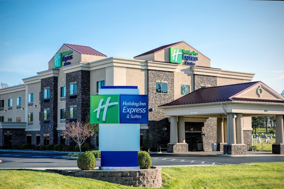 Holiday Inn Express Hotel & Suites Lewisburg, Hotel in Fairlea