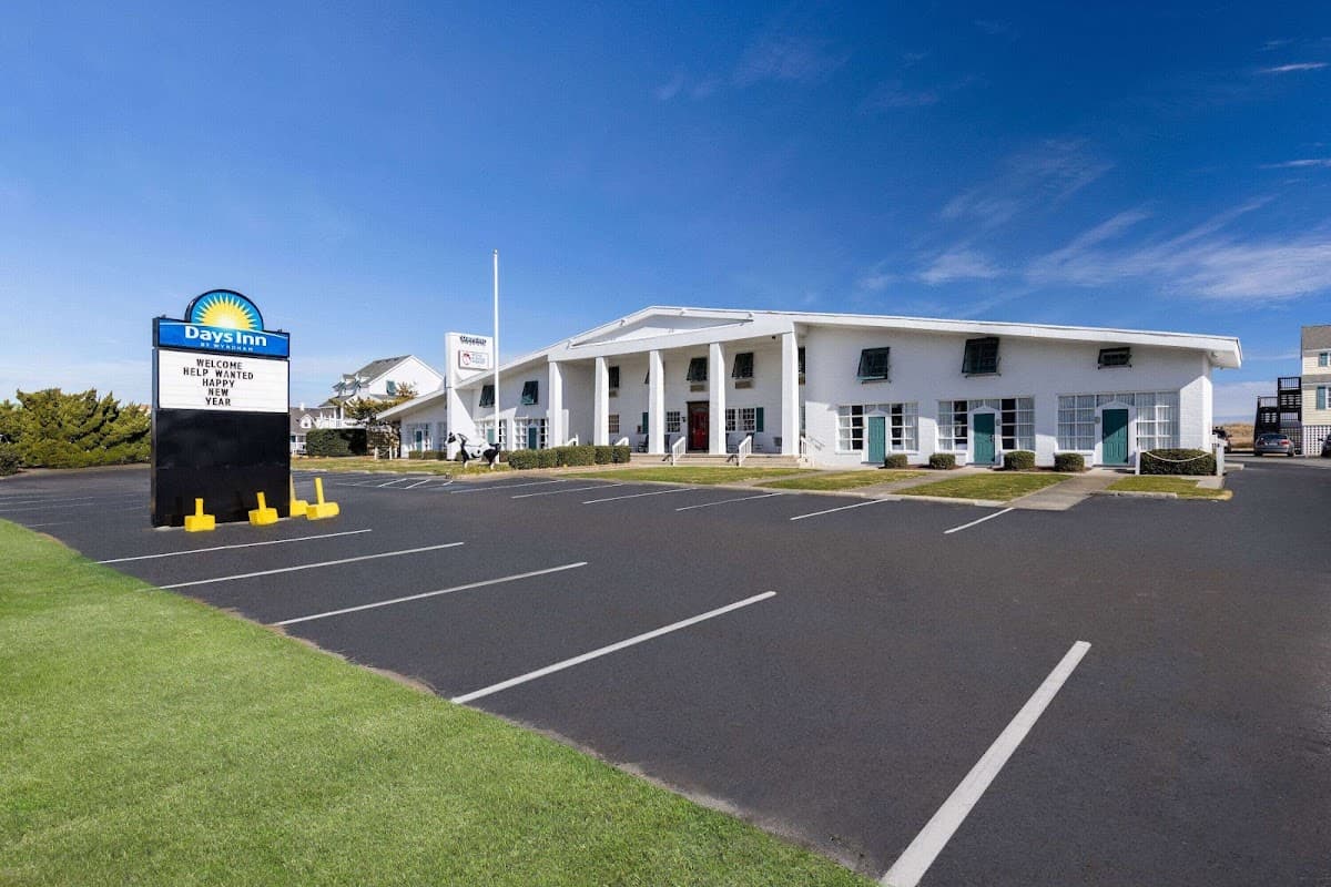 Days Inn by Wyndham Kill Devil Hills Oceanfront - Wilbur, Hotel in Kill Devil Hills