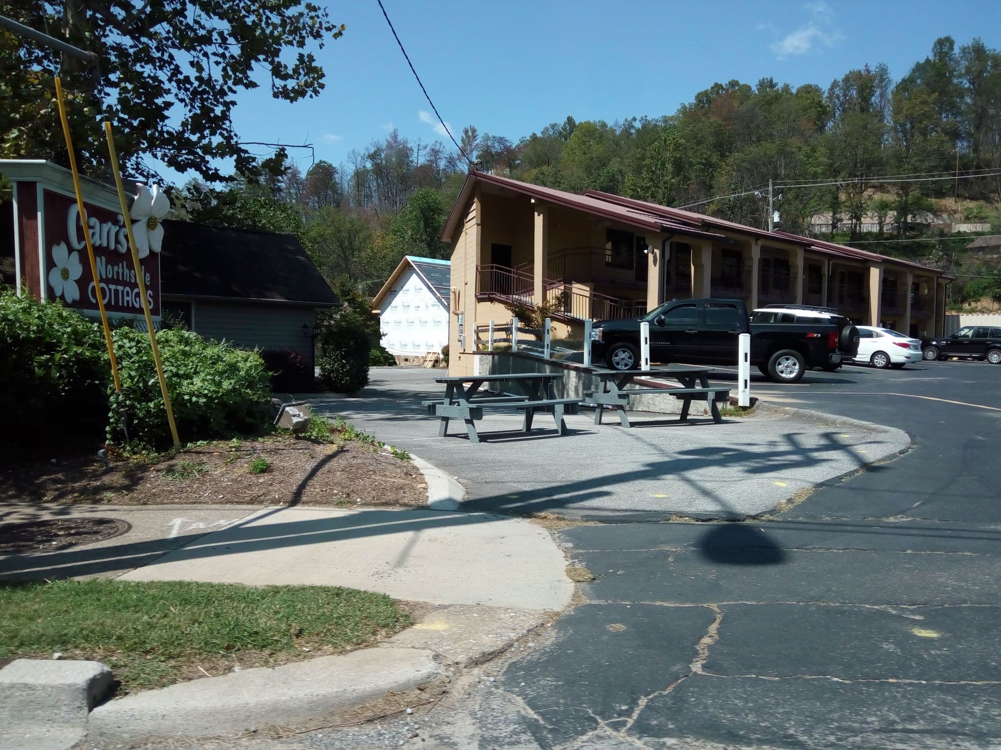 Street view near Country Town N' Suites, Gatlinburg