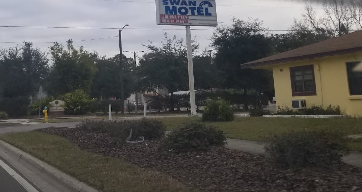 Swan Motel, Motel in Egypt Lake-Leto