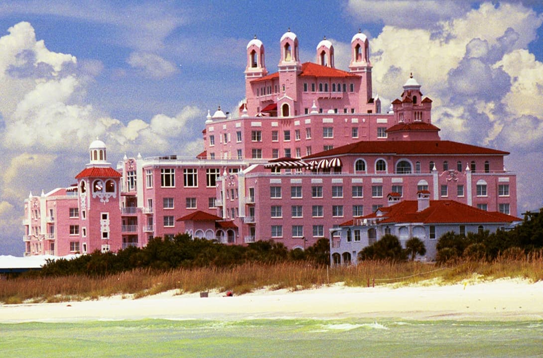 The Don CeSar (via Wikimedia Commons, CC BY 2.0)