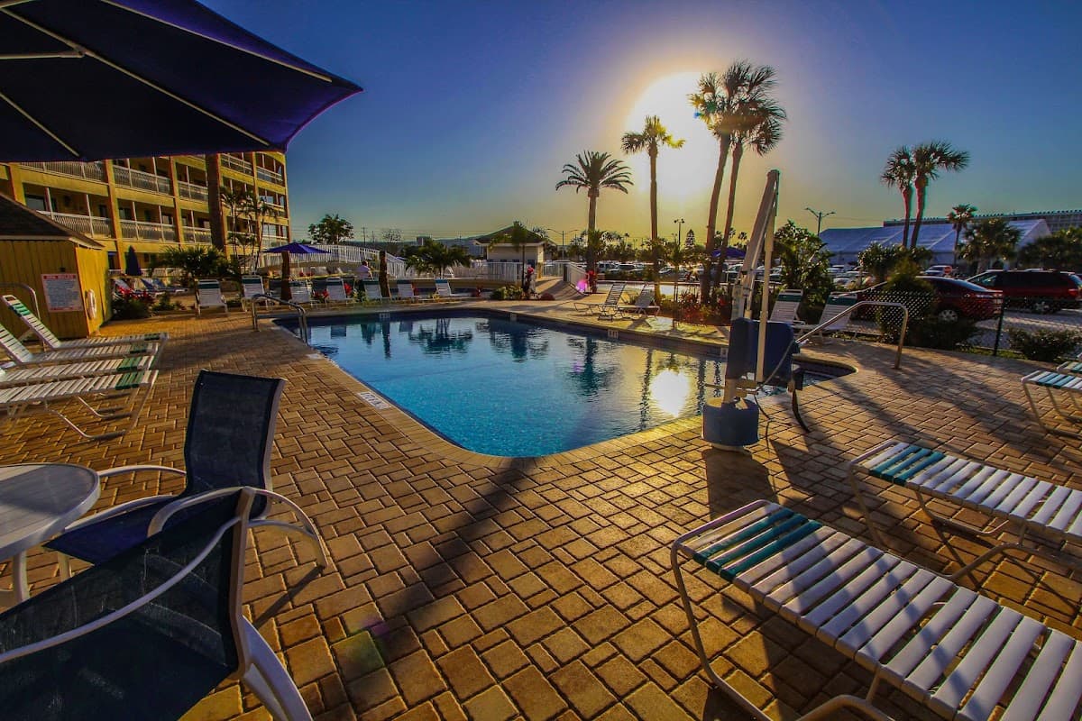 Coral Reef Beach Resort, Resort in Saint Pete Beach