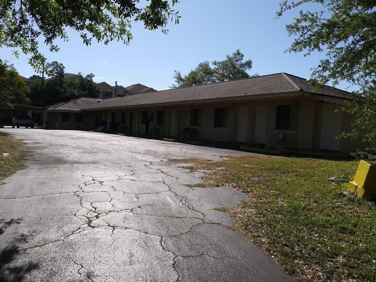 Mayflower Motel, Motel in Egypt Lake-Leto