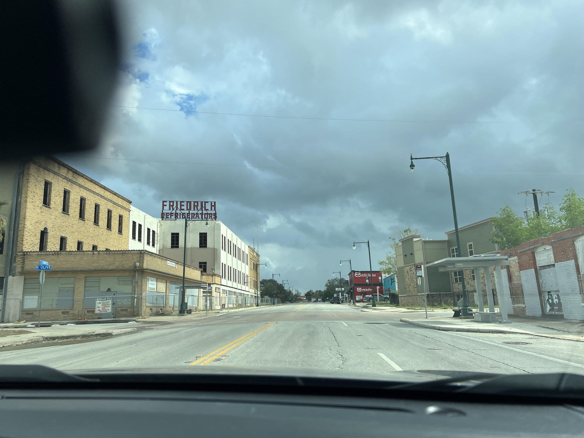 Street view near La Hacienda Inn, San Antonio