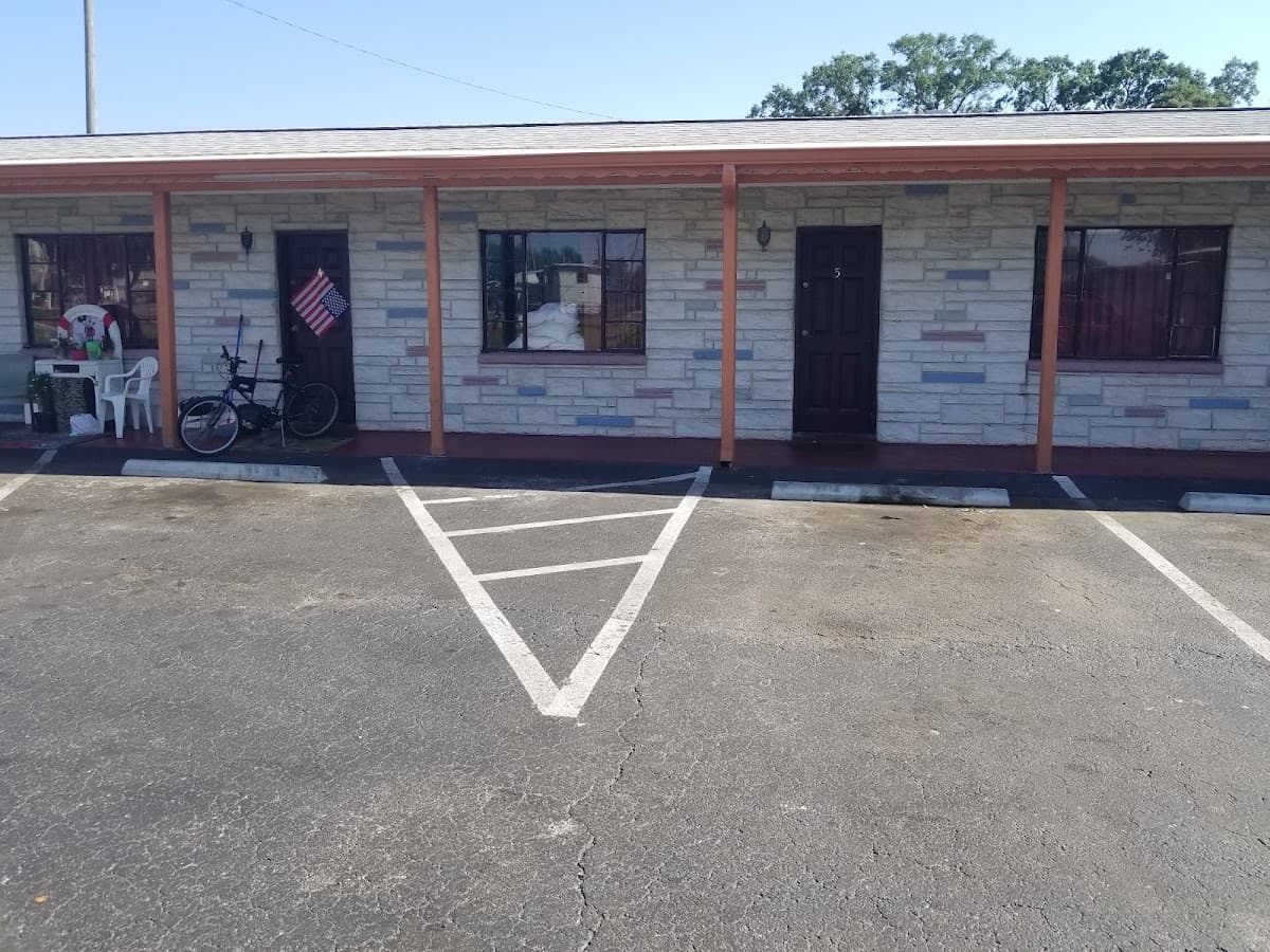 Lamplighter Motel, Motel in Lake Magdalene