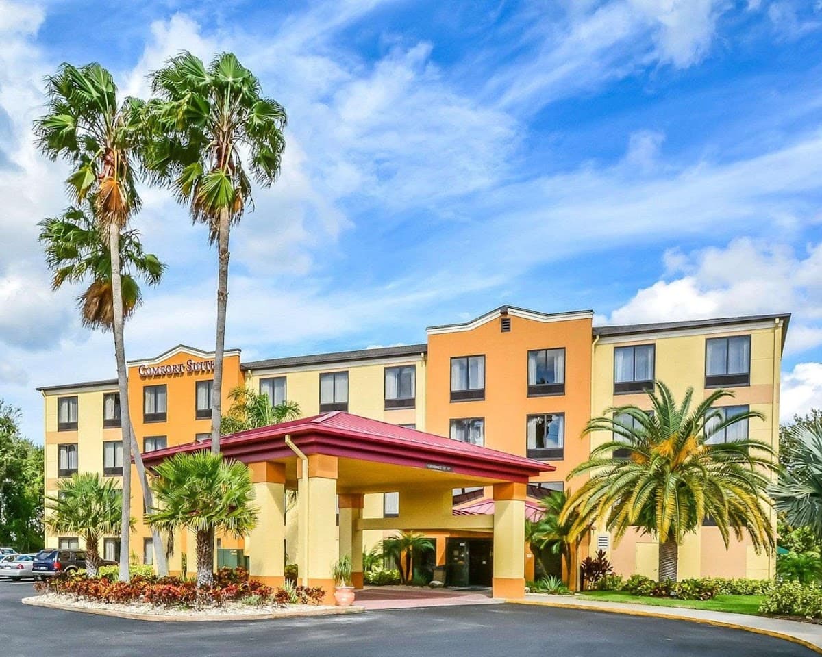 Comfort Inn Suites - Brandon, Hotel in Palm River-Clair Mel