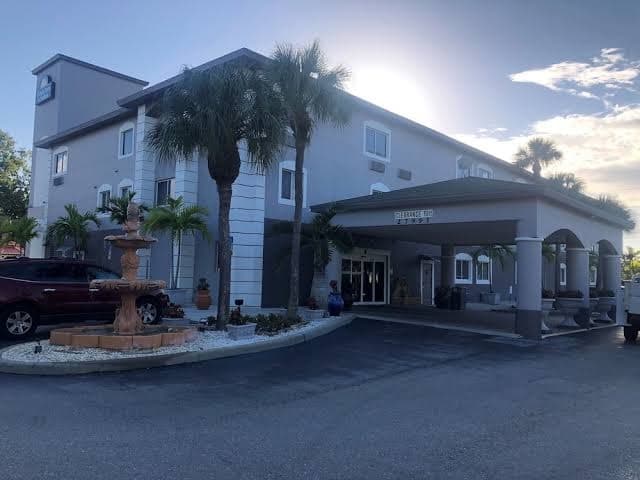 Days Inn & Suites Bonita Springs North Naples, Hotel in Bonita Springs