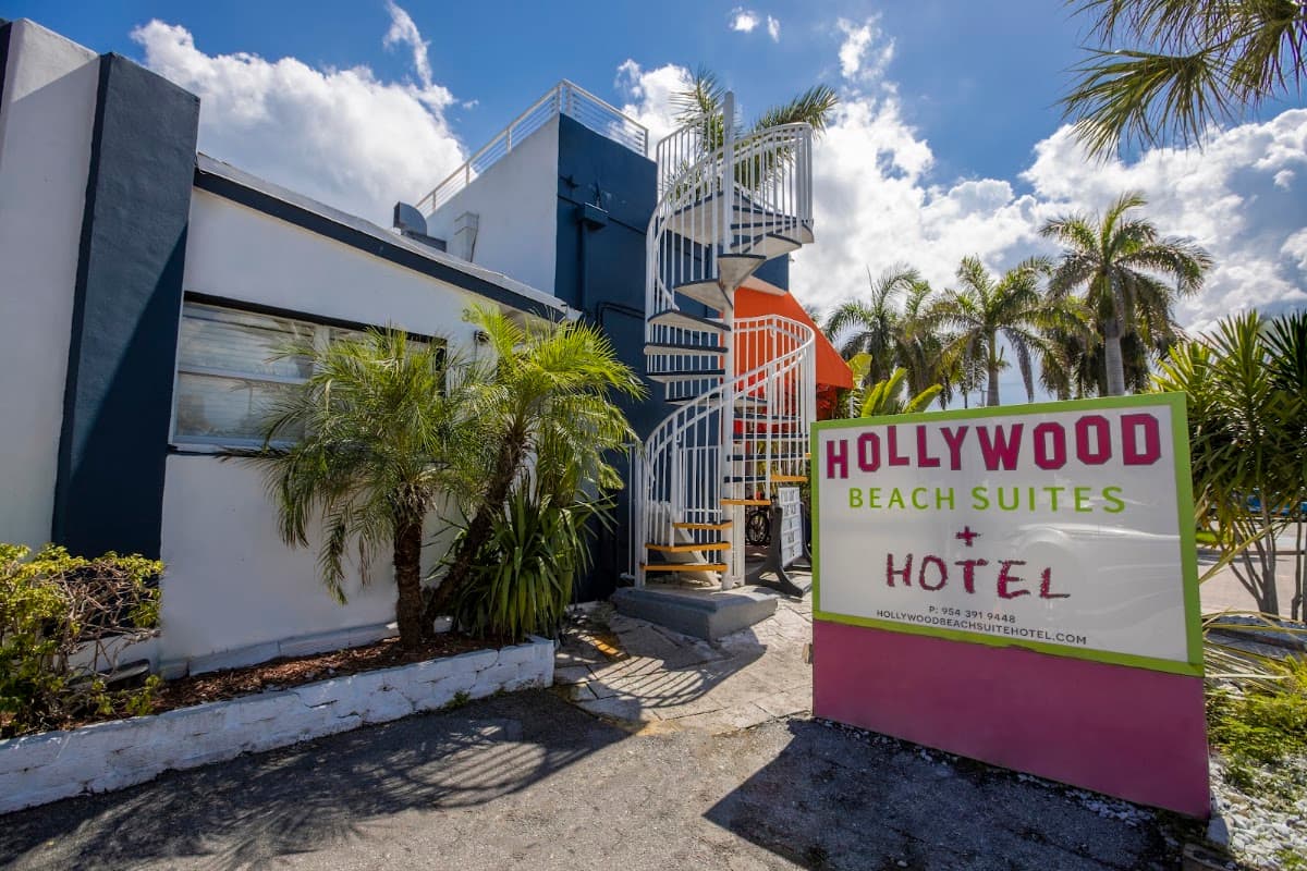 Hollywood Beach Suites + Hotel, Hotel in Hallandale Beach