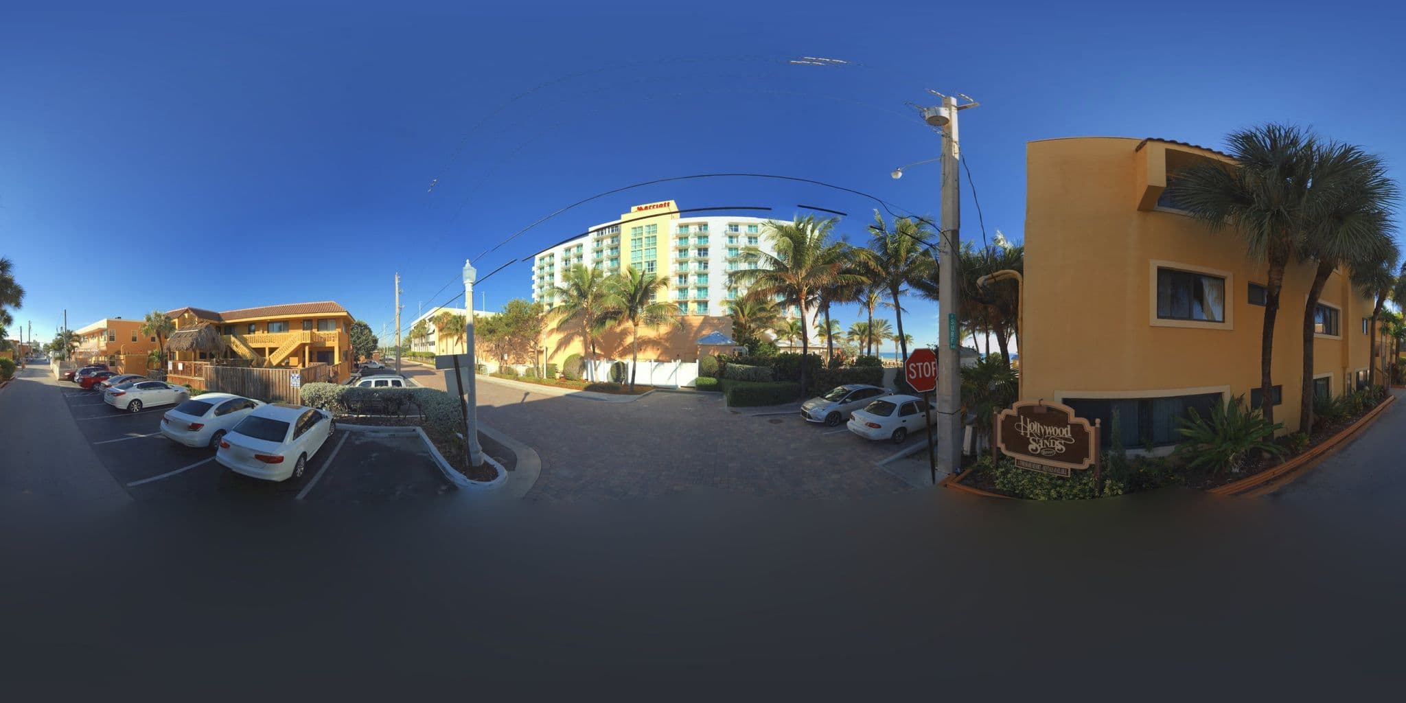 Street view near Hollywood Sands Resort, Dania Beach — © microsoft (CC BY-SA · Mapillary)