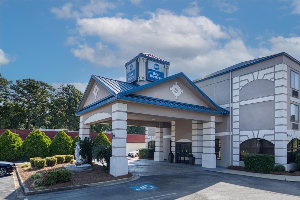Best Western Executive Inn & Suites, Hotel in Saint Andrews