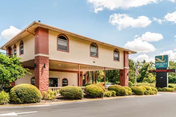 Quality Inn & Suites Orlando Airport, Hotel in Belle Isle