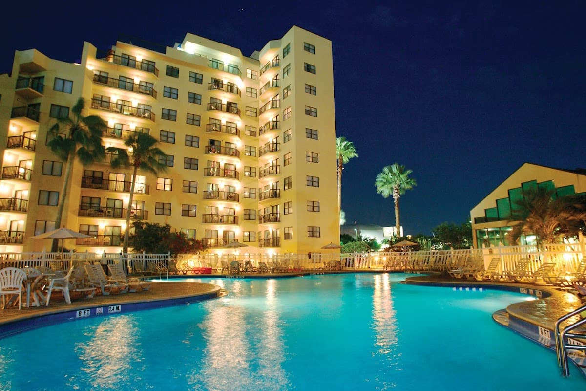 The Enclave Suites, Hotel in Tangelo Park