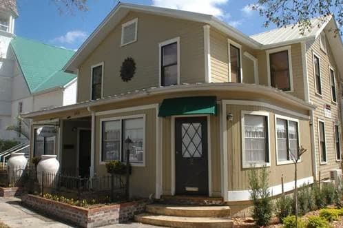 Maison en Ville, Hotel in Mount Dora