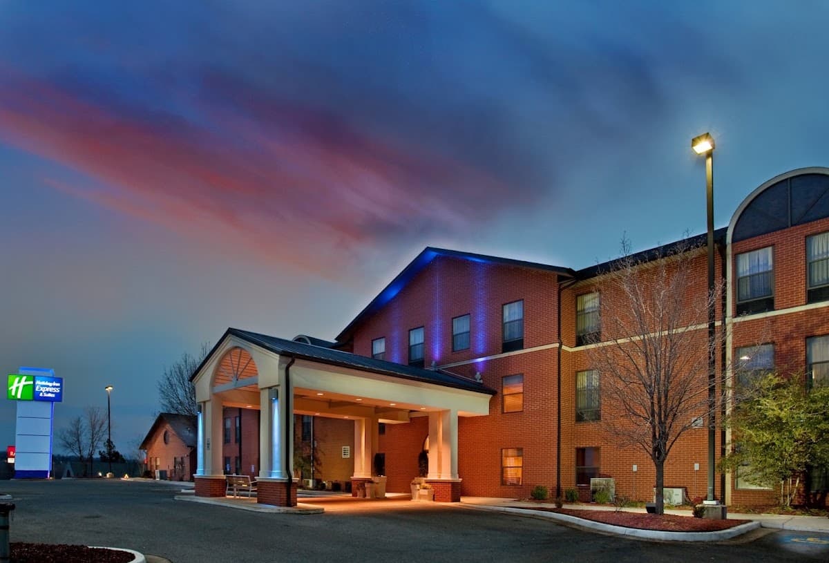 Holiday Inn Express & Suites Batesville, Hotel in Batesville