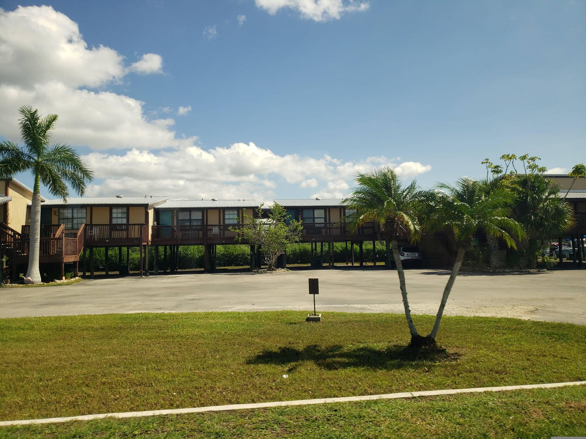 Street view near River Wilderness Waterfront Villas, Marco Island — © mapfool (CC BY-SA · Mapillary)
