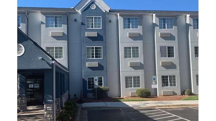 Microtel Inn & Suites by Wyndham Charlotte Airport, Hotel in Charlotte