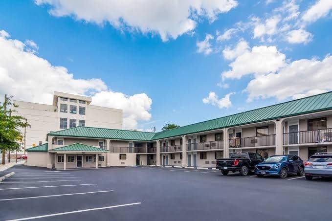 The Townhouse Inn, Motel in High Point