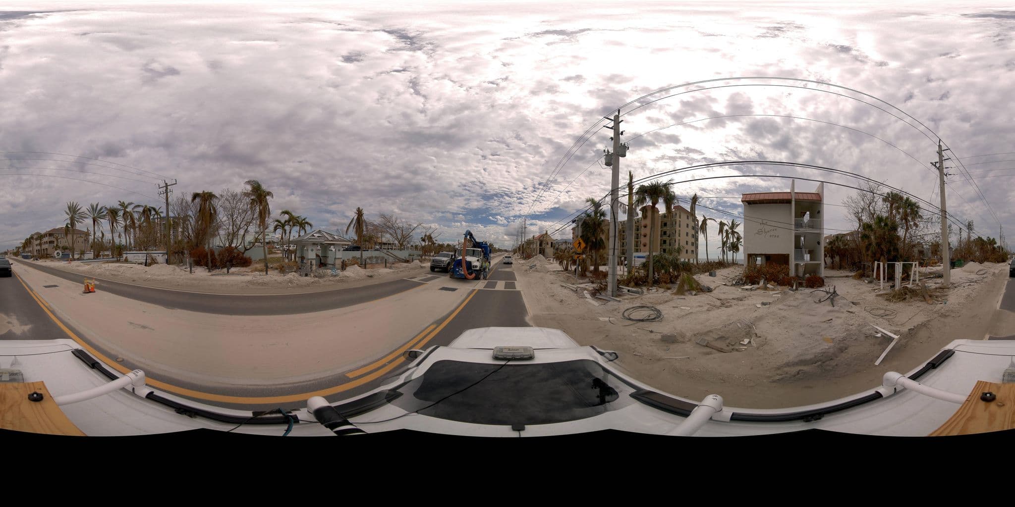 Street view near The Shores, Fort Myers Beach — © Sitetour (CC BY-SA · Mapillary)