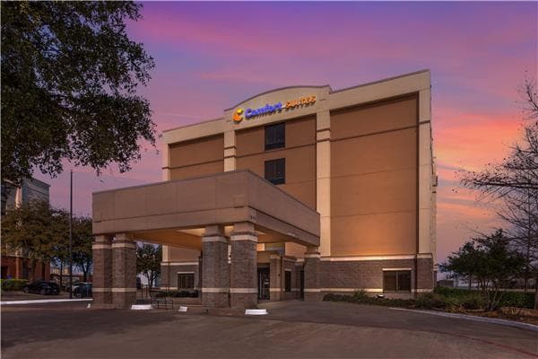 Comfort Suites DFW N/Grapevine, Hotel in Coppell