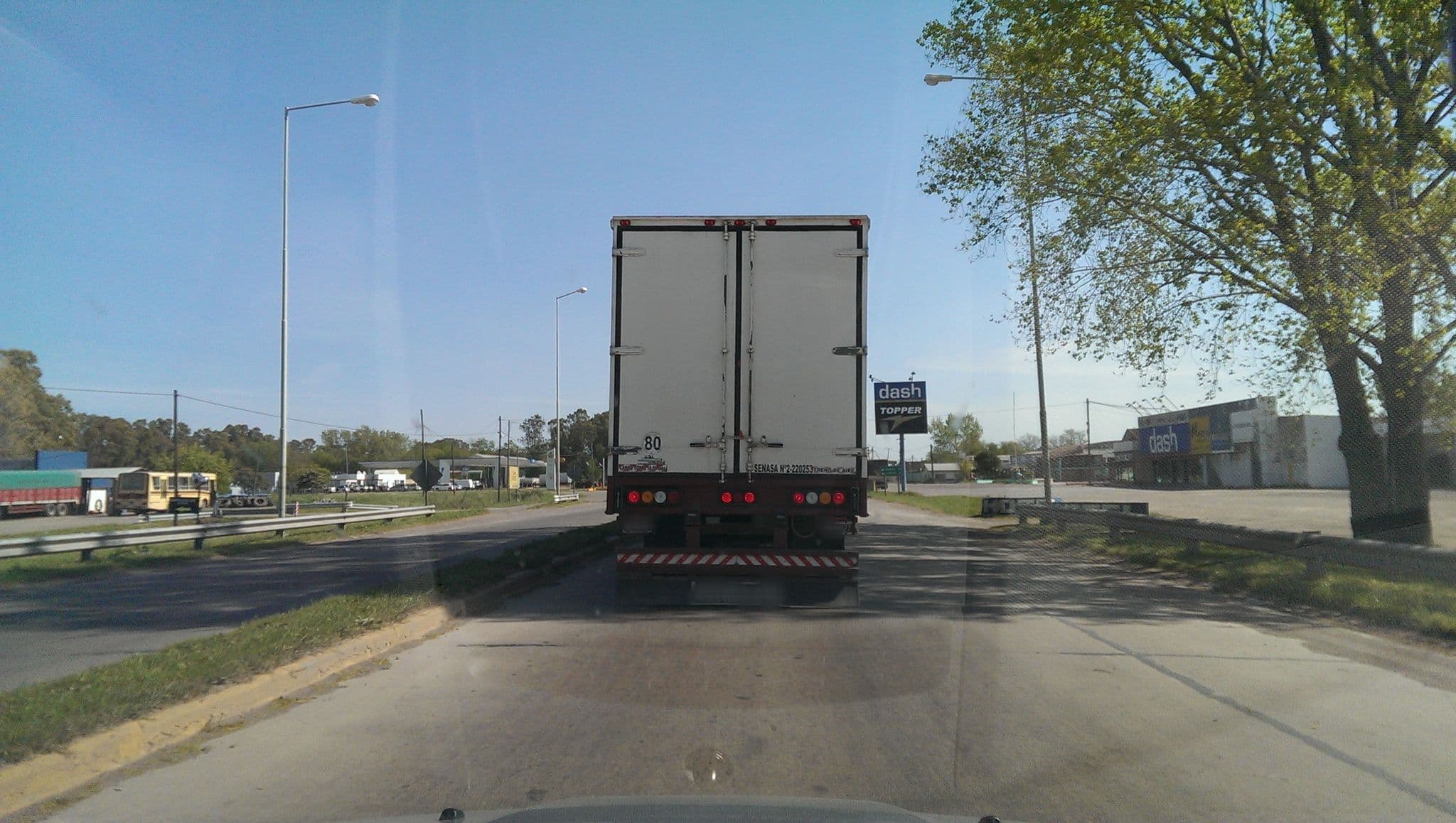 Street view near Los Alamos, Azul — © ignaciolep (CC BY-SA · Mapillary)