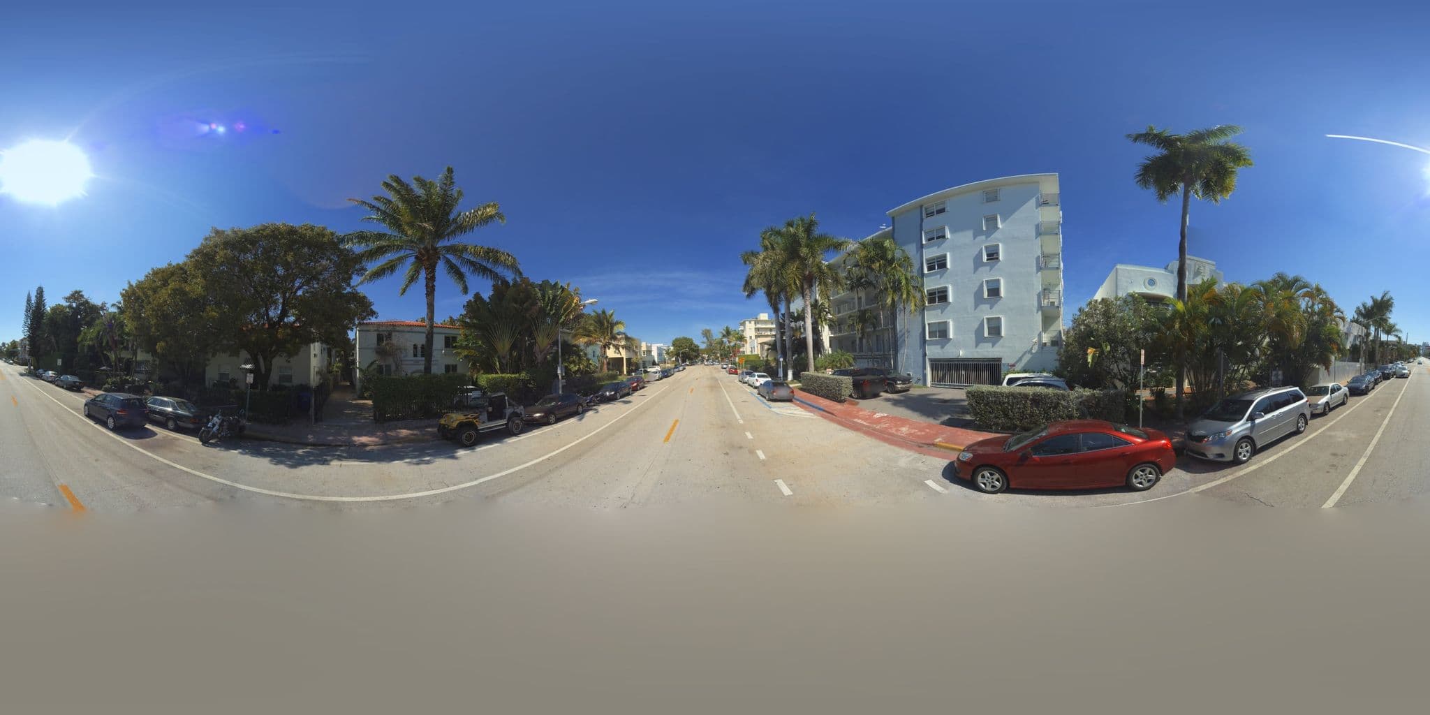 Street view near L’Etoile Apartments Part of the Oasis Casita Collection, Miami Beach