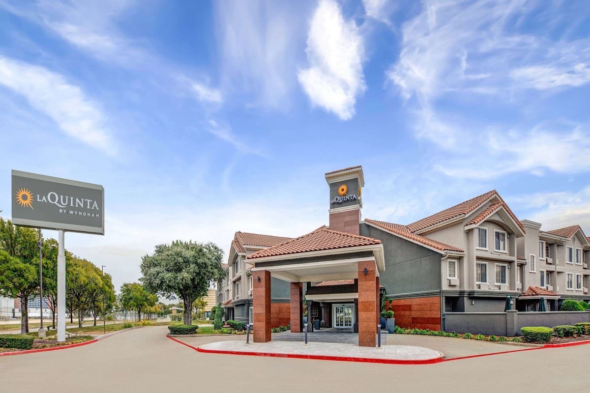 La Quinta Inn & Suites Dallas DFW Airport North, Hotel in Coppell