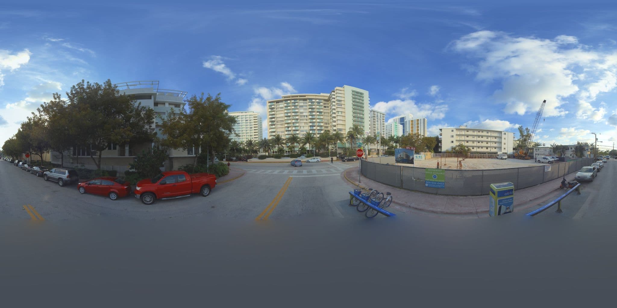 Street view near Abae Hotel, Miami Beach