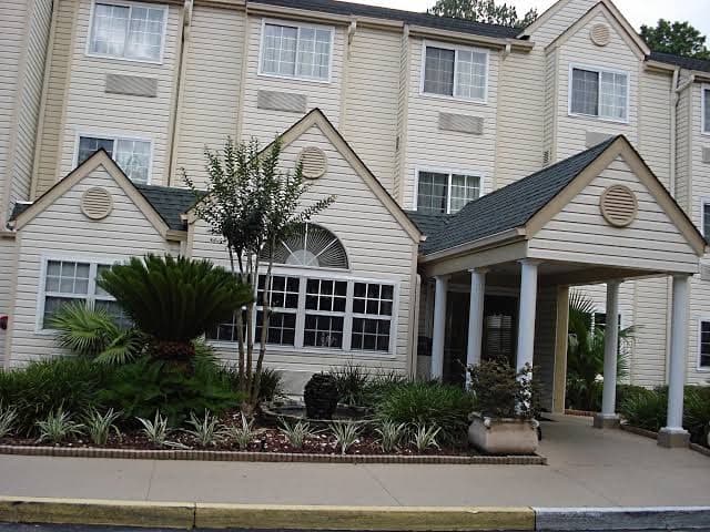 Hometown Inn & Suites, Hotel in Jacksonville
