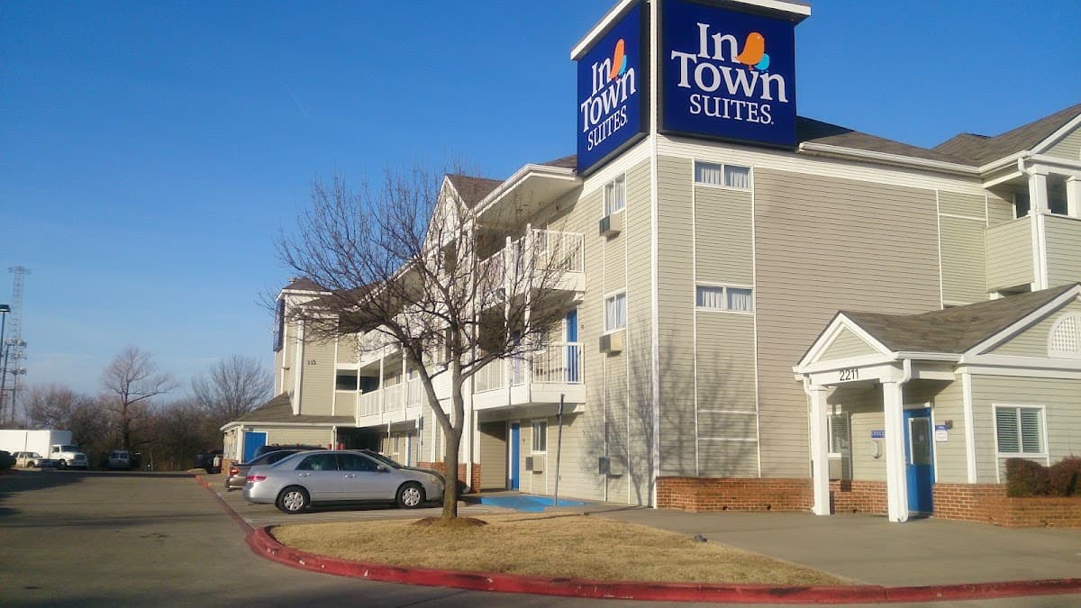 InTown Suites Extended Stay Arlington TX - Six Flags, Hotel in Arlington