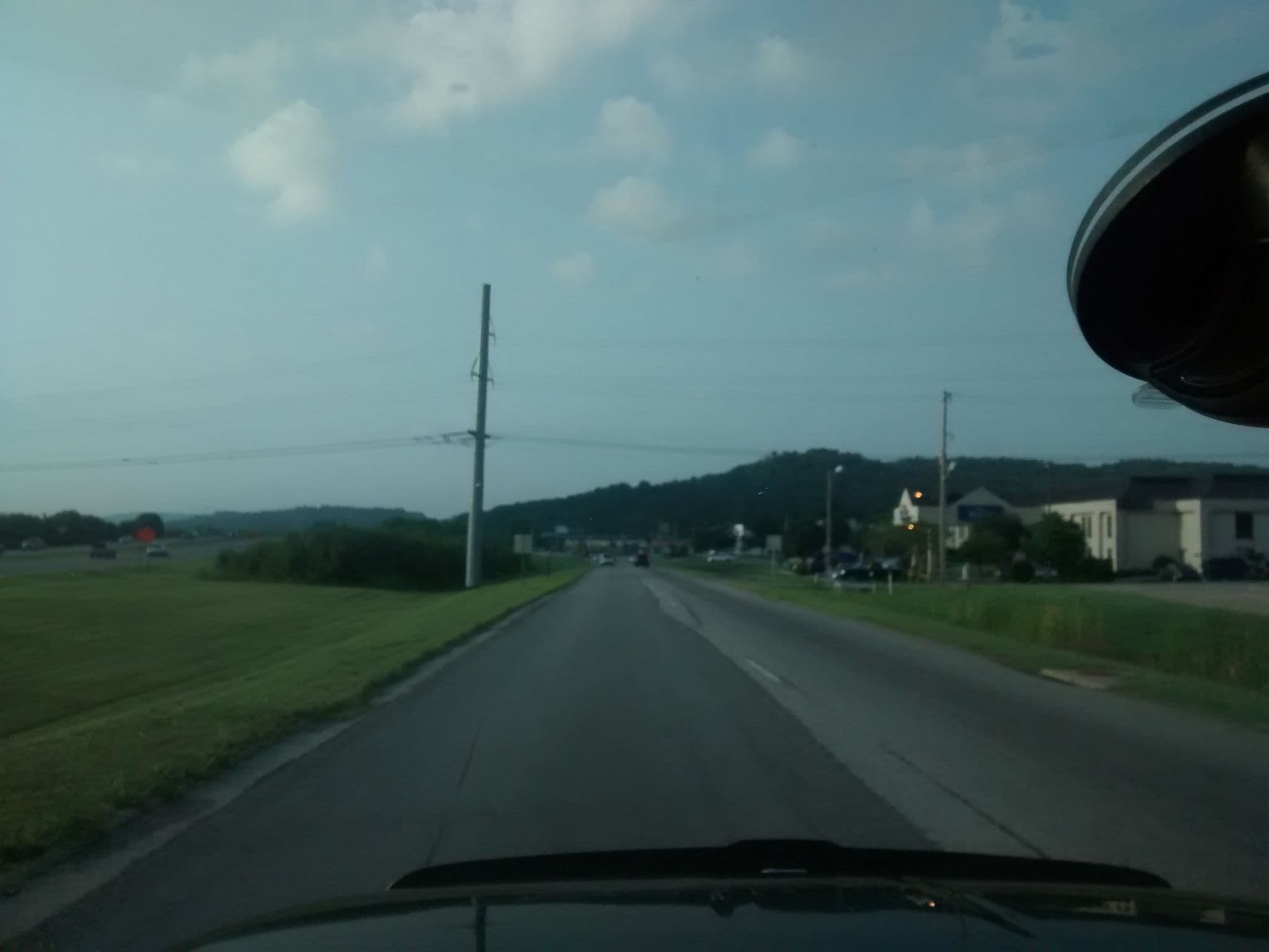 Street view near Regency 7 Motel, Johnson — © worfrb (CC BY-SA · Mapillary)