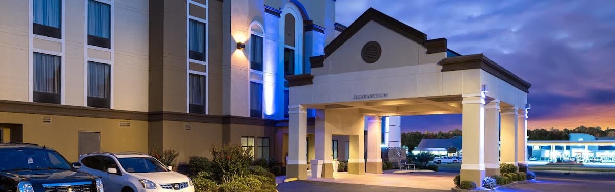 Holiday Inn Express & Suites Grenada, Hotel in Grenada
