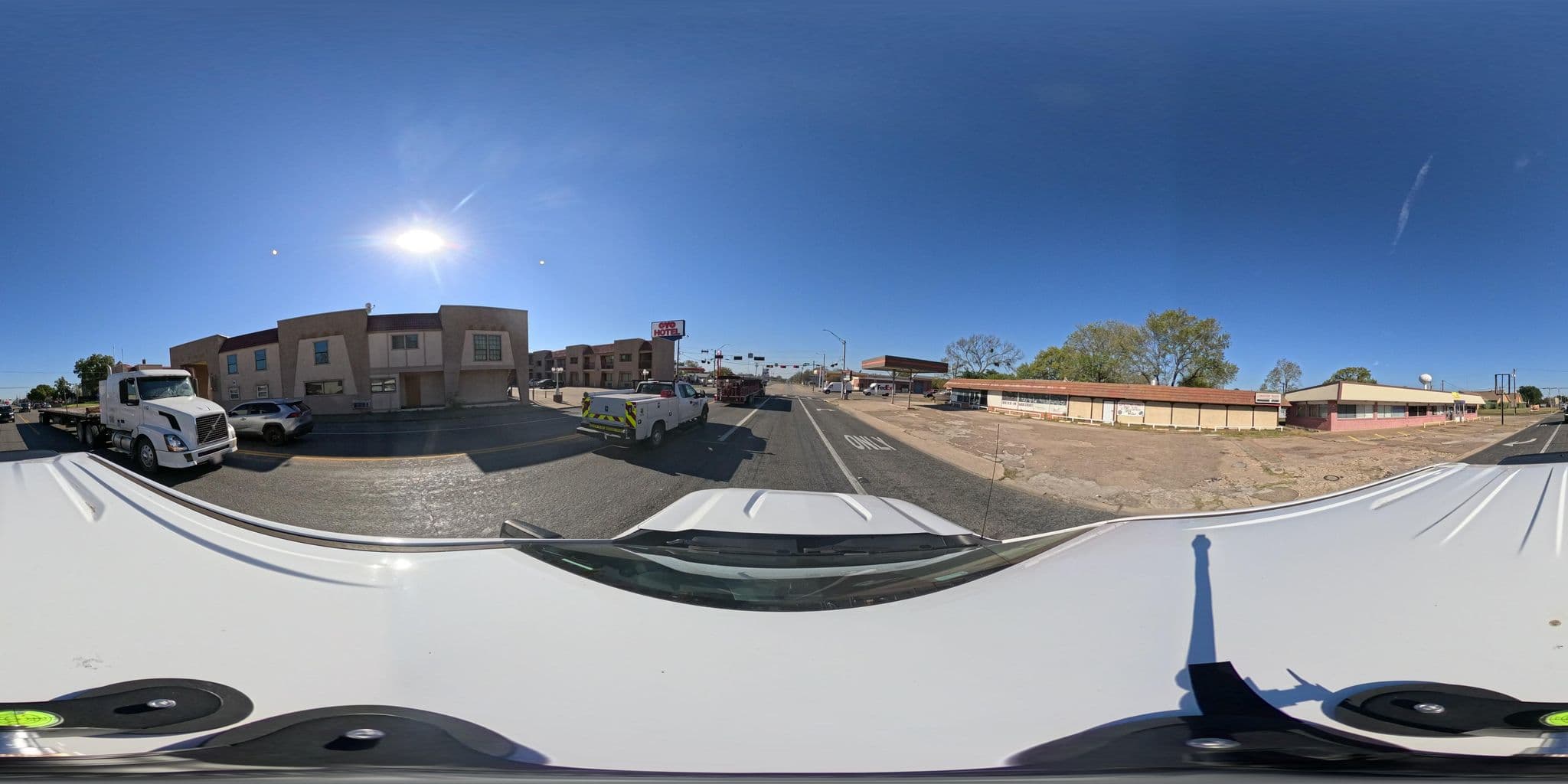 Street view near Motel 6, Center — © Kacal (CC BY-SA · Mapillary)