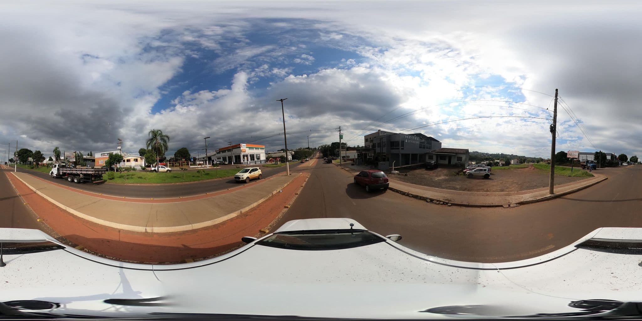 Street view near Hotel e Restaurante Pinheiro, Cruz Alta — © santamariense (CC BY-SA · Mapillary)