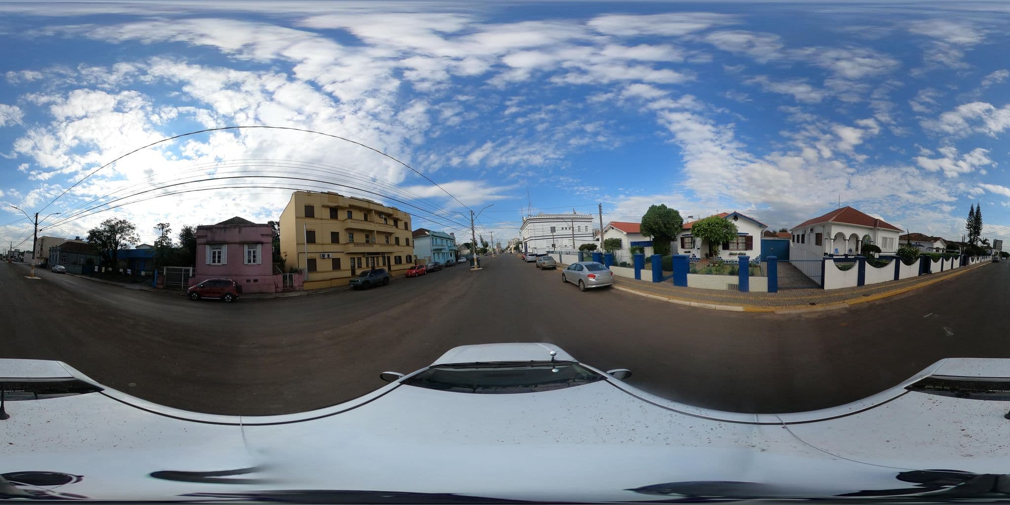 Street view near Hotel de Trânsito, Cruz Alta — © santamariense (CC BY-SA · Mapillary)