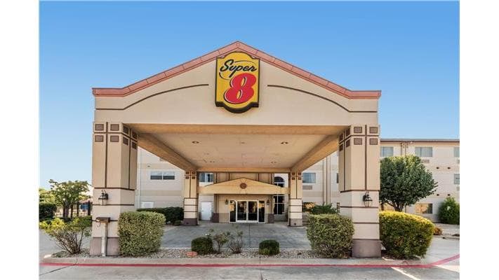 Super 8 by Wyndham Weatherford, Motel in Weatherford