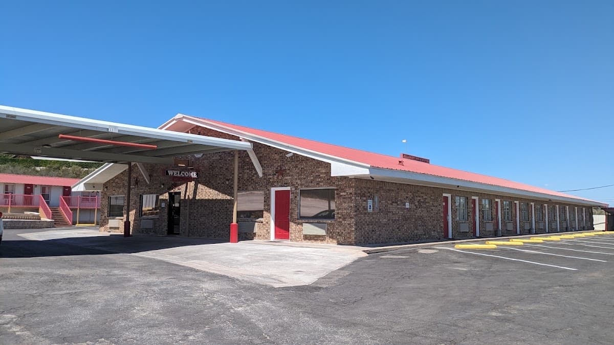 Hillcrest Inn & Suites, Motel in Ozona