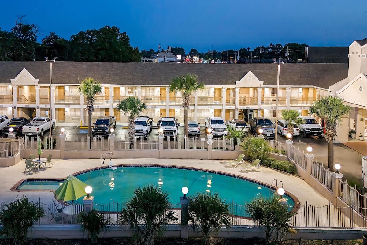 Days Inn by Wyndham Nacogdoches/SFA University/Downtown, Hotel in Nacogdoches