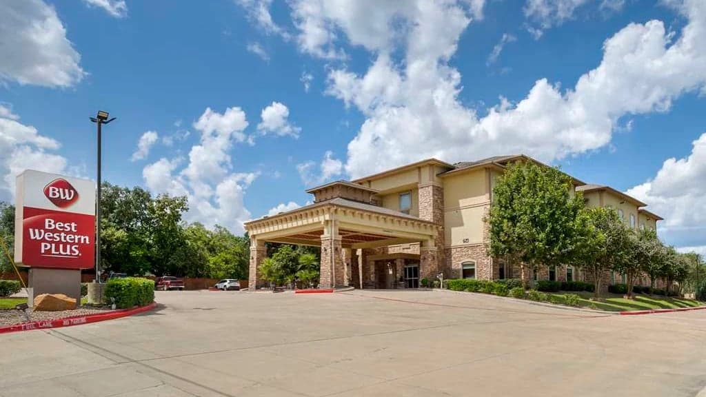 Best Western Plus, Hotel in Goliad