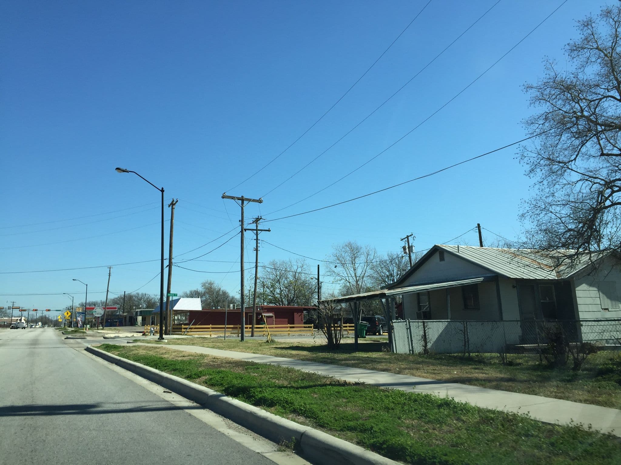 Street view near Luxury Inn & Suites, Hutto — © richlv (CC BY-SA · Mapillary)